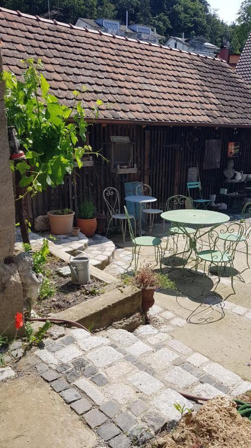 Historisches Fachwerkhaus "Hoher Hirschen" - Stilvolles Studio Und Museales Apartment Mit Romantischem Hof Und Garten Бодман-Лудвигсхафен Екстериор снимка
